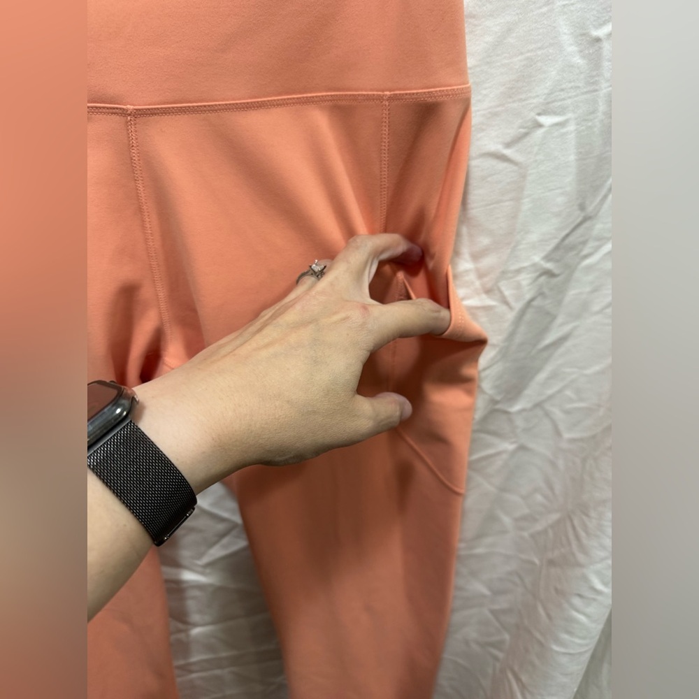 Nike Dri-FIT Leggings in Coral - Picture 3 of 7